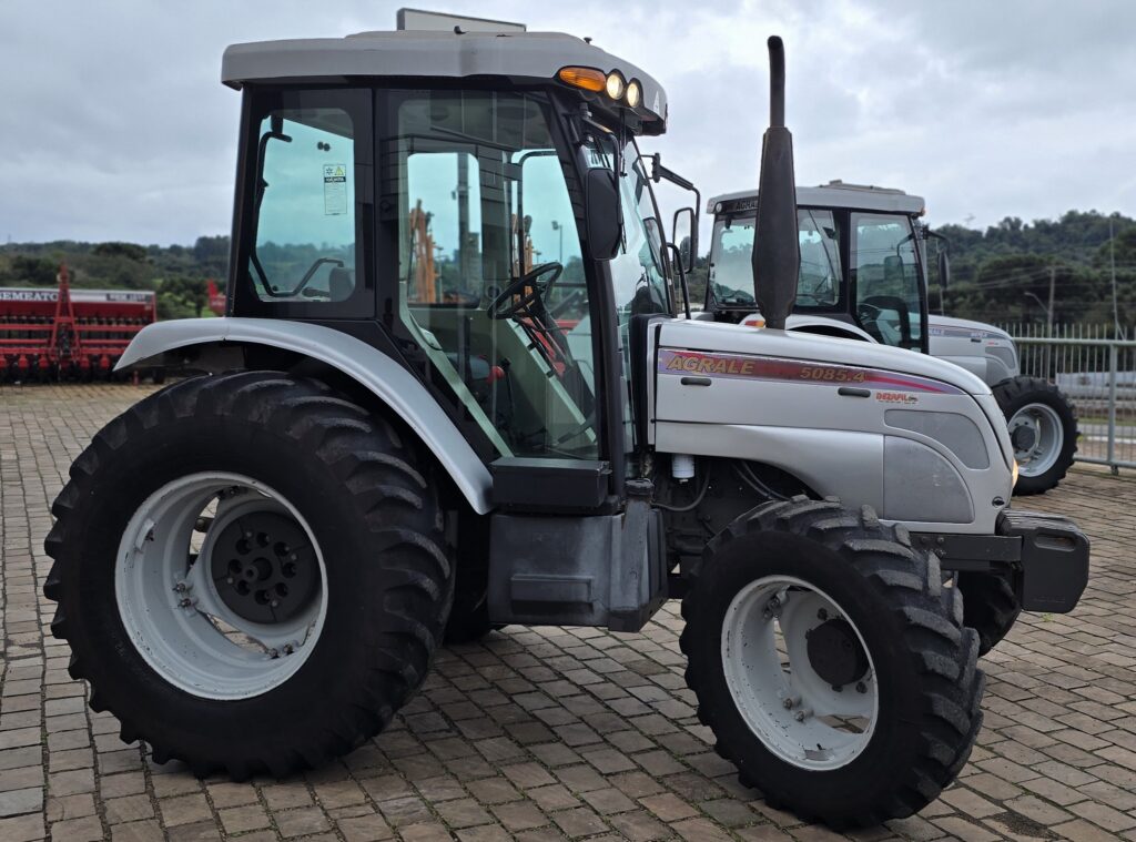 Trator Agrale - AG 5085/4 - Ano 2009